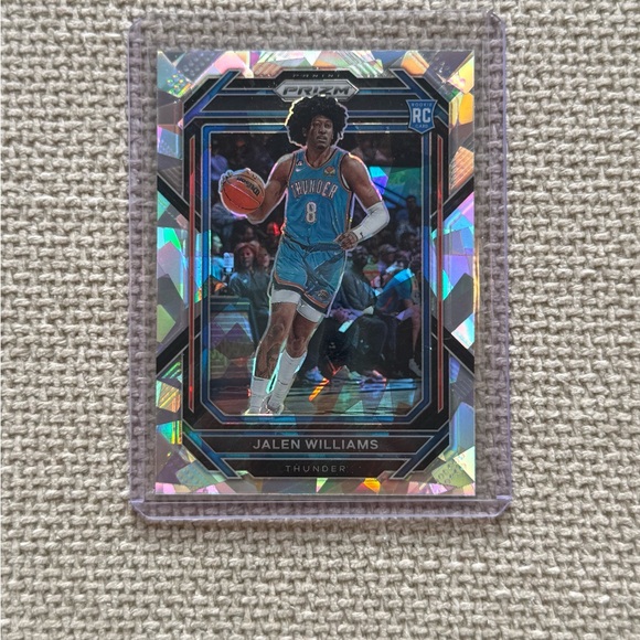 HIGH END ROOKIE CARD LOT (9) AUTOS, PARALLELS, AND MORE - Picture 10 of 12